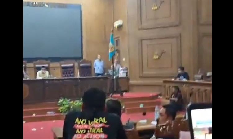 Massa Demo Terobos Gedung Dewan, DPRD Pati Sepakati Hak Angket dan Pansus Pemakzulan